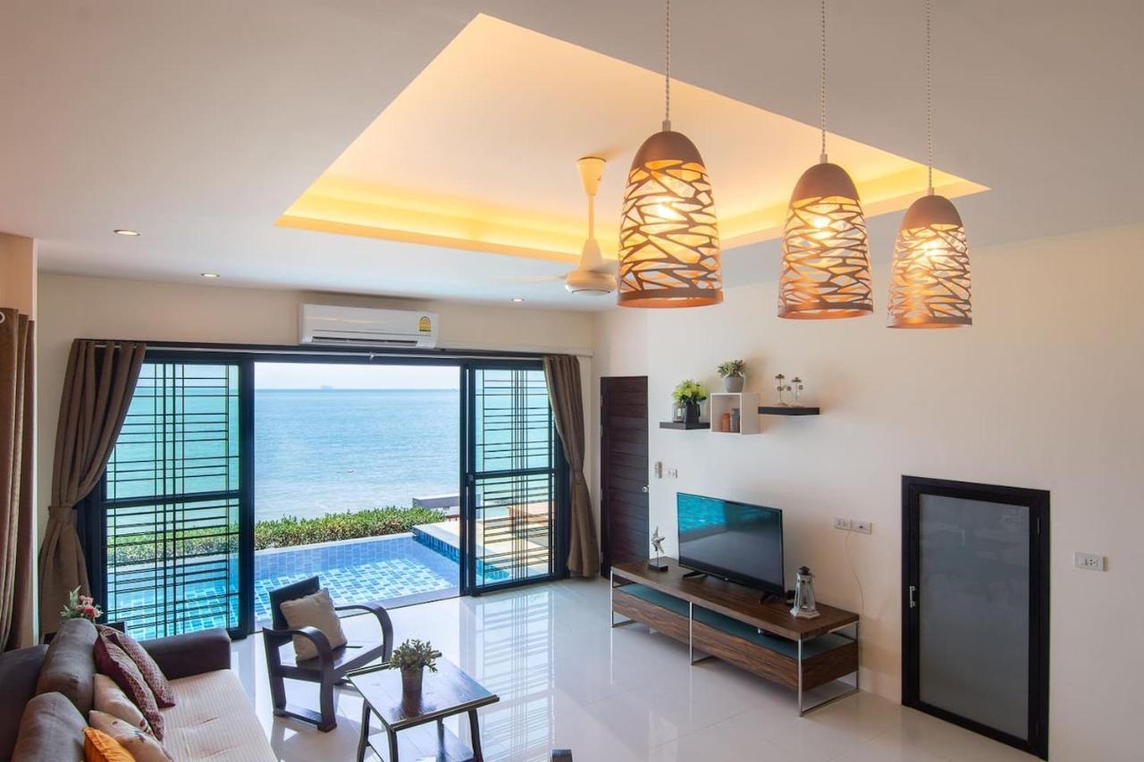 Koh Sirey Beachfront Pool Villa Пхукет Экстерьер фото